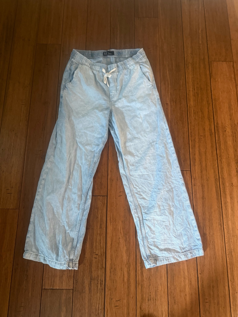 Gap women’s drawstring